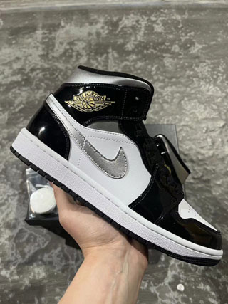 Air Jordan 1 Retro-4