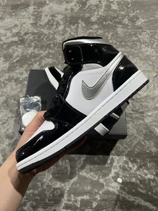 Air Jordan 1 Retro-4