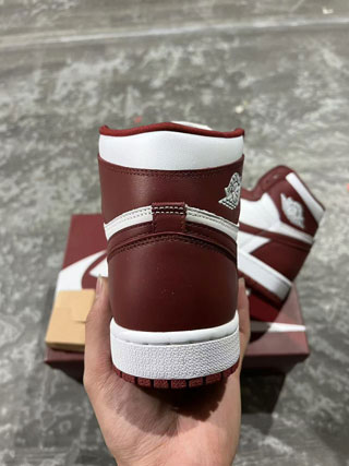 Air Jordan 1 Retro-5