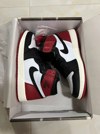 Air Jordan 1 Retro-33