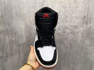 Air Jordan 1 Retro-37