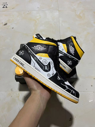 Air Jordan 1 Retro-51