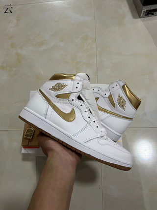 Air Jordan 1 Retro-46