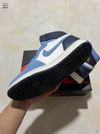 Air Jordan 1 Retro-47