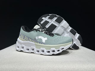 Cloudmonster II Shoes-01