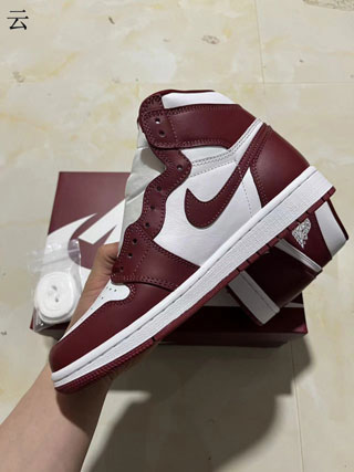 Air Jordan 1 Retro-72