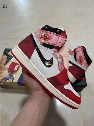 Air Jordan 1 Retro-83