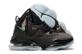James 19 shoes