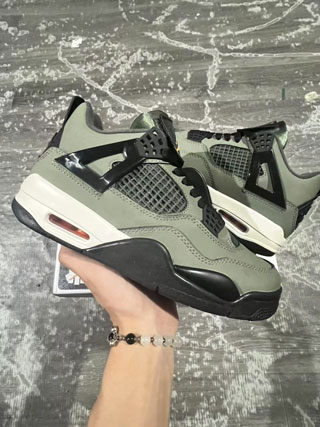 Air Jordan 4 Women Retro