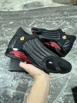 Air Jordan 14 Retro-33