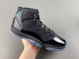 Air Jordan 11 Women Retro