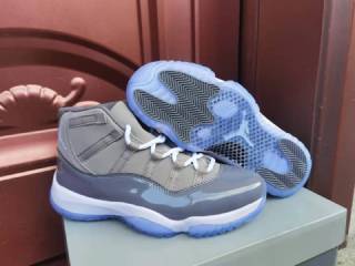 Air Jordan 11 Women Retro